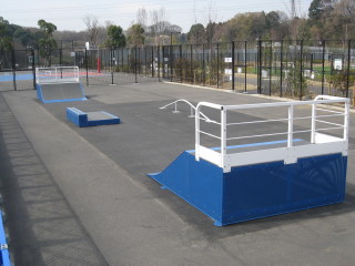 インラインスケート場