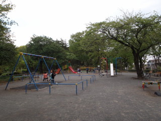 遊具広場